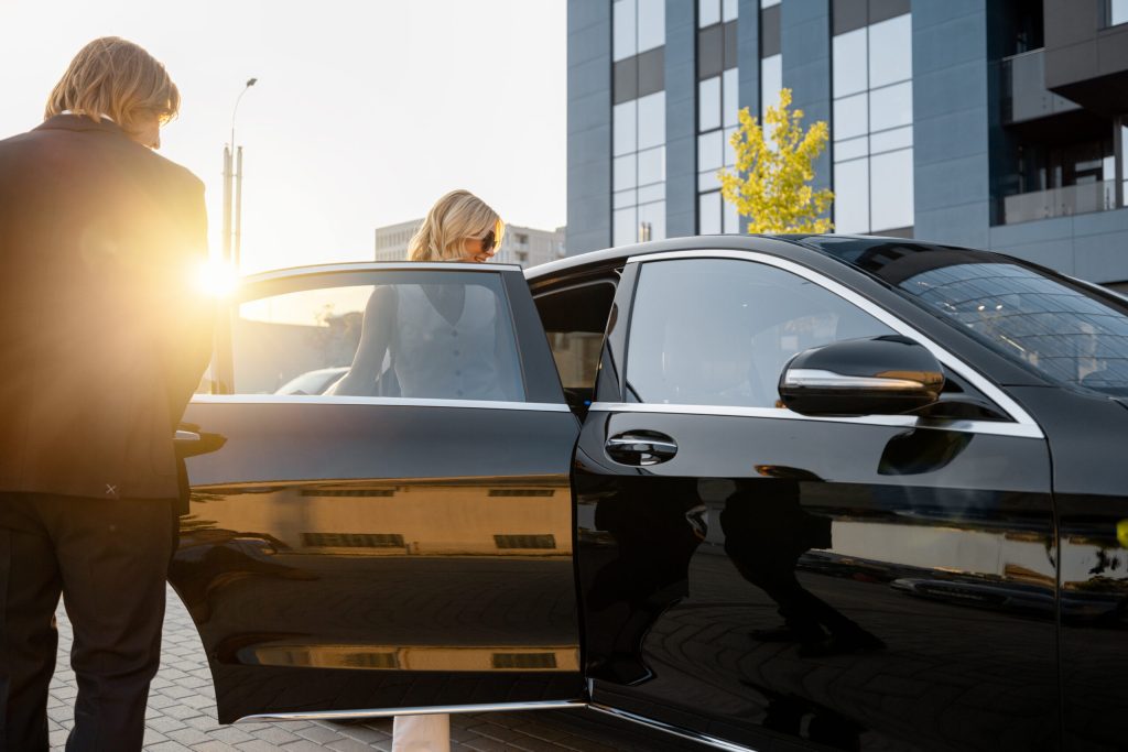 Chauffeur Solution for Corporate Clients: Corporate Roadshow & World Cup Hospitality
